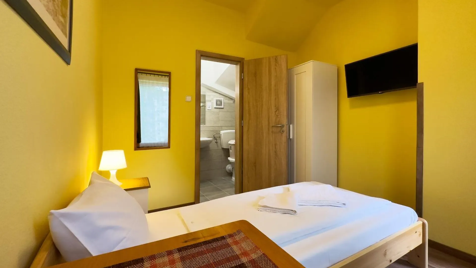Hotel Irisz Panzio Budapešť 3*,  Maďarsko