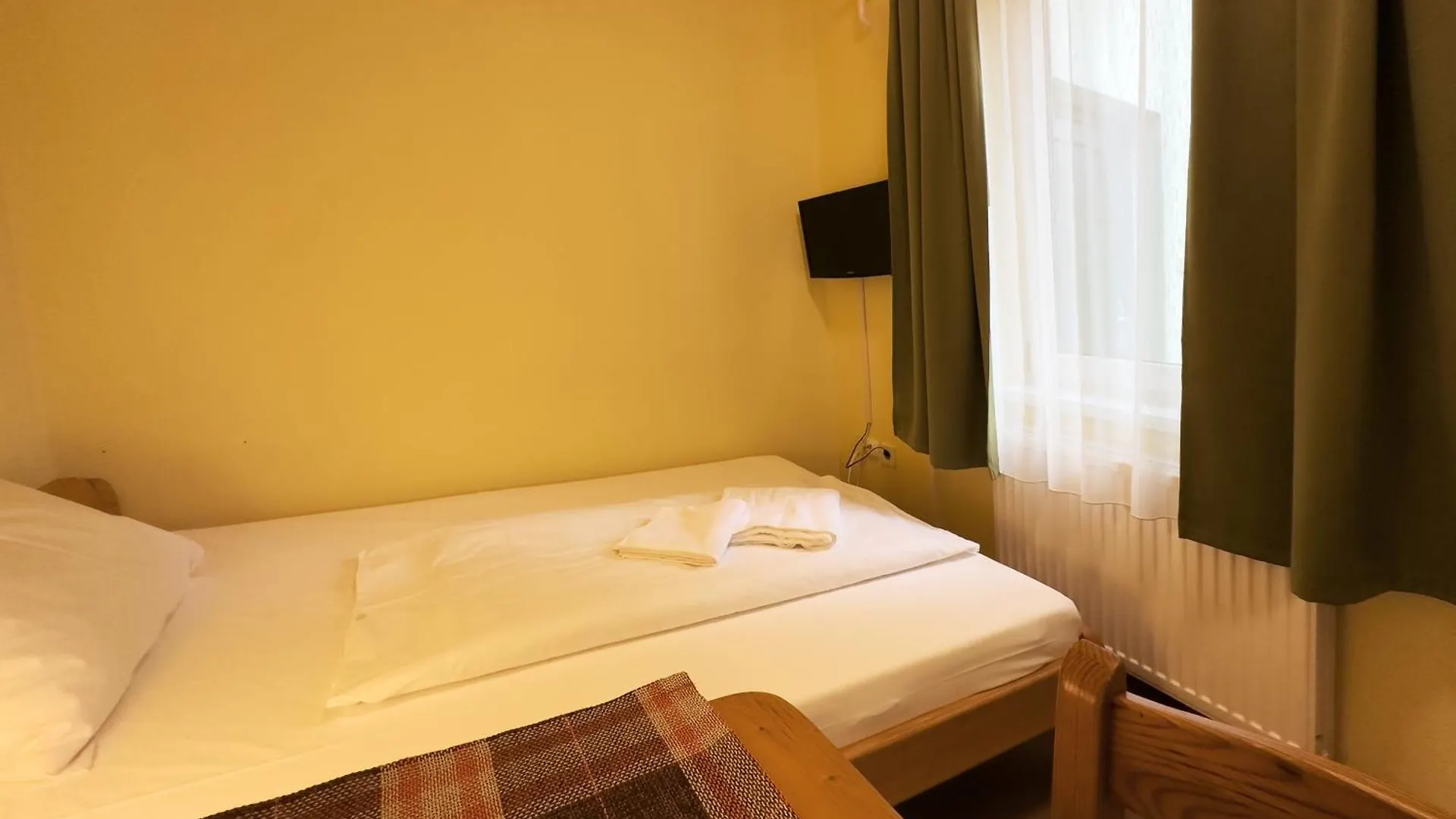 Hotel Irisz Panzio Budapešť 3*,  Maďarsko